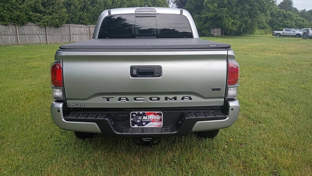 Used 2023 Toyota Tacoma TRD Sport w/ Advanced Technology Package AWD/4WD image 6