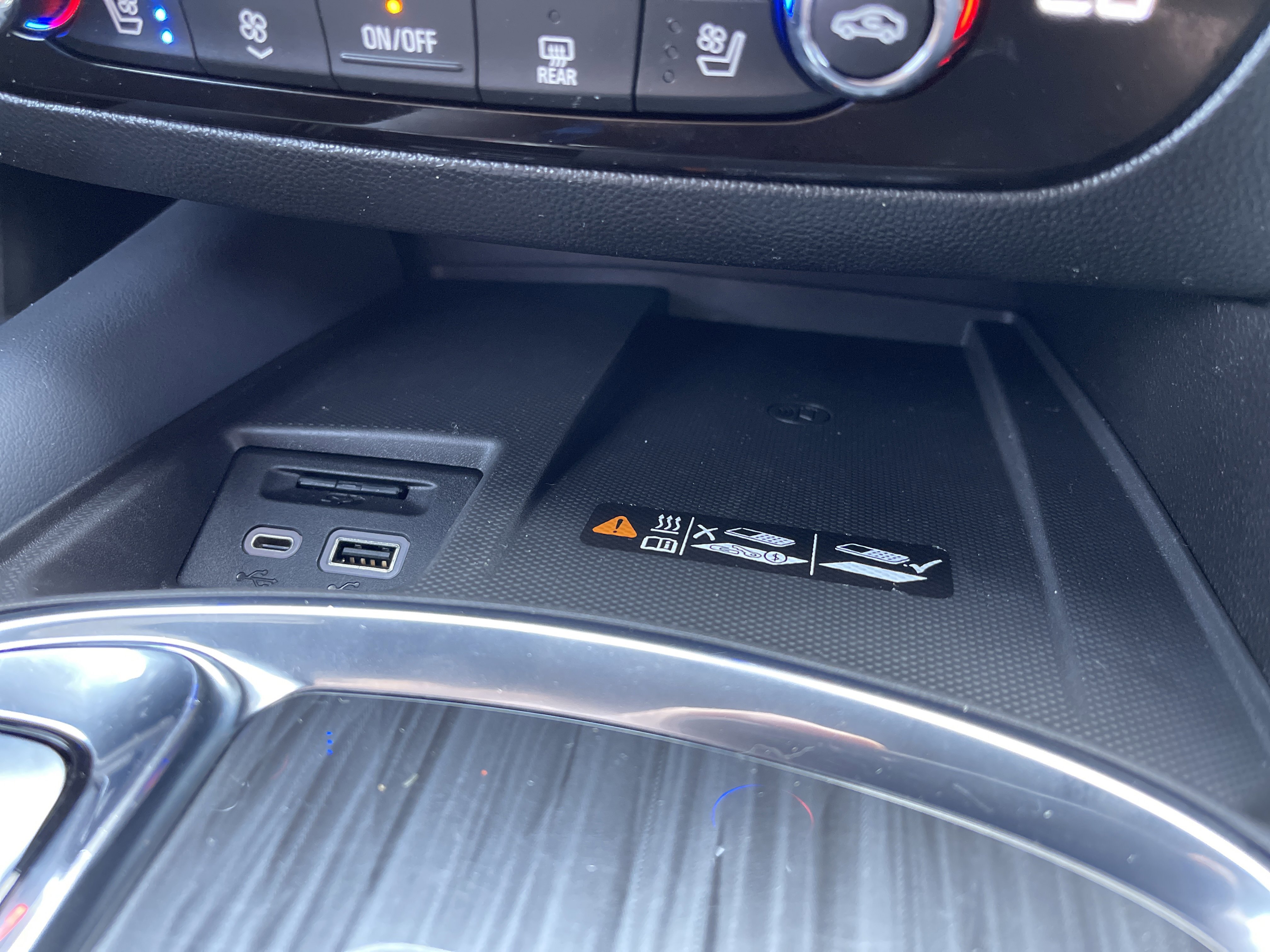 Used 2023 Buick Enclave Premium w/ LPO, Floor Liner Package image 33