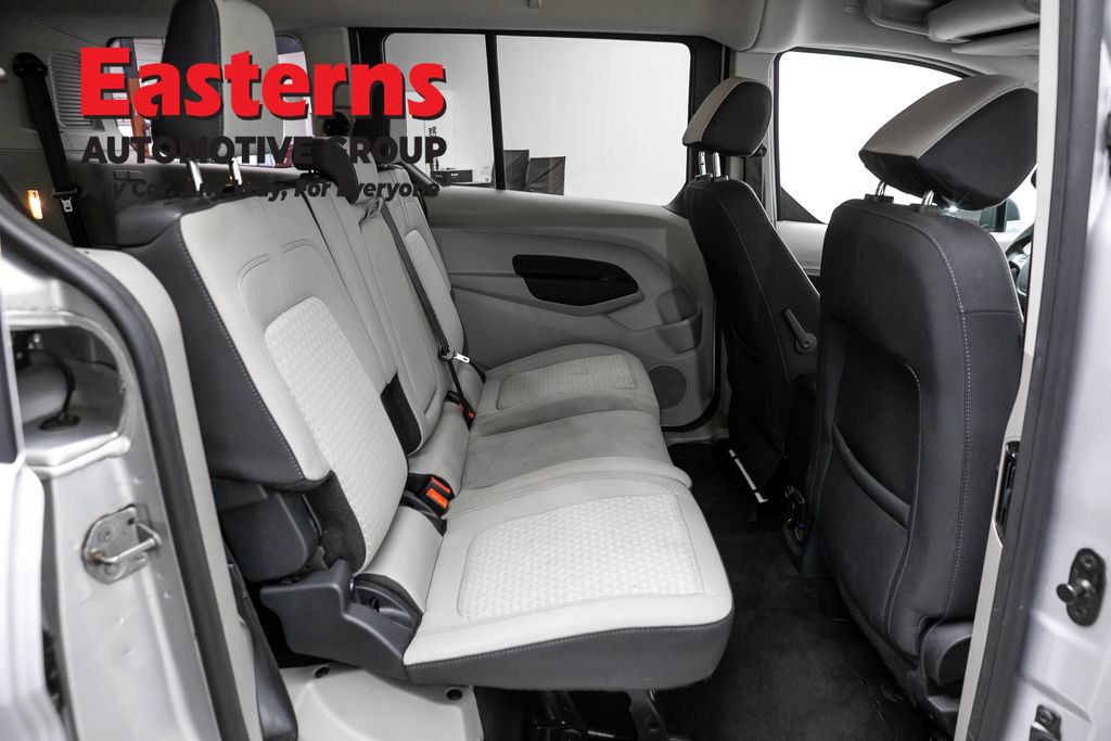 Used 2022 Ford Transit Connect XLT FWD image 22