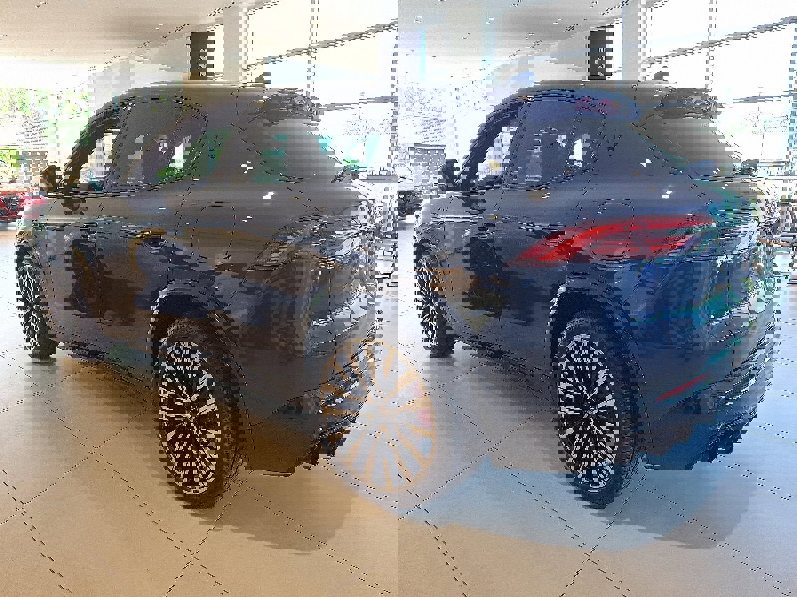 New 2025 Maserati Grecale Modena image 4