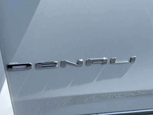 Certified 2025 GMC Yukon Denali AWD/4WD image 32