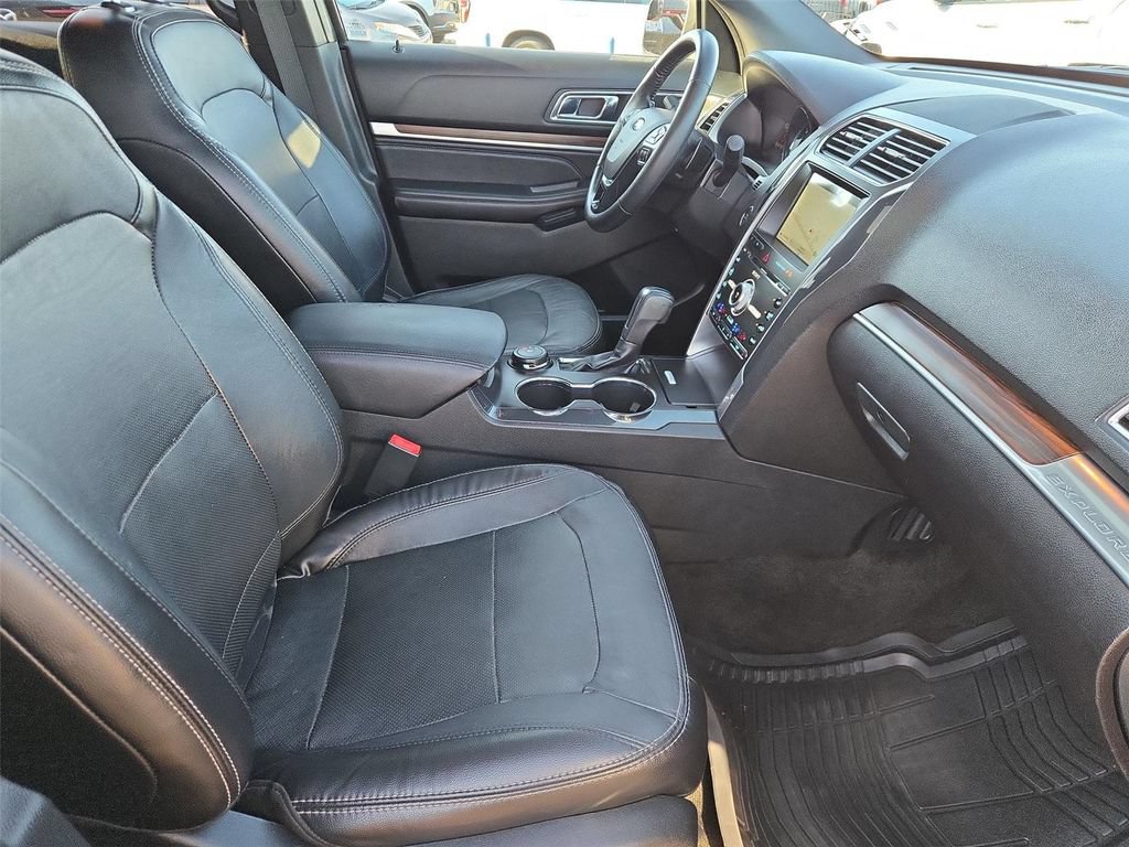 Used 2017 Ford Explorer Limited AWD/4WD image 20