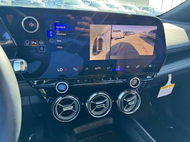 Used 2026 Chevrolet Blazer EV LT w/ LPO, Blackout Package FWD image 20