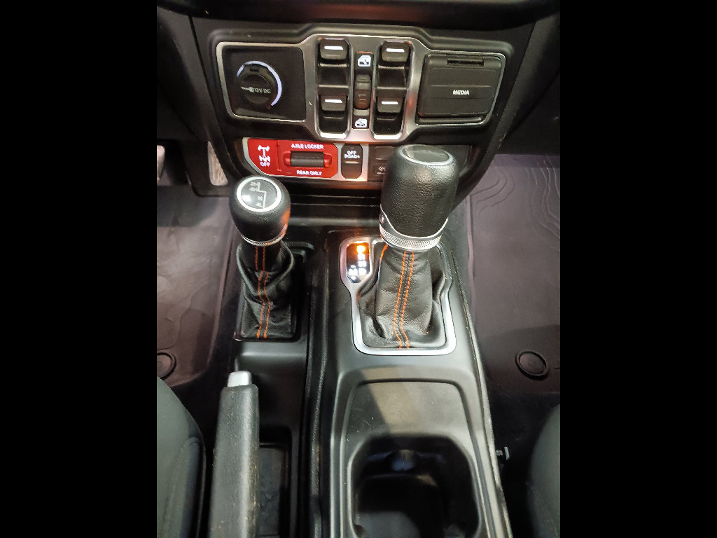 Used 2021 Jeep Gladiator Mojave image 18