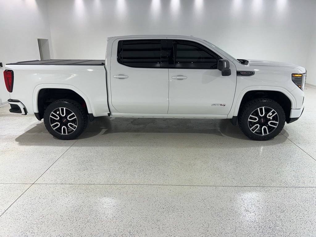 Used 2022 GMC Sierra 1500 AT4 w/ AT4 Premium Package AWD/4WD image 6