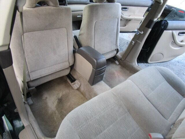 Used 2000 Subaru Outback Wagon image 32