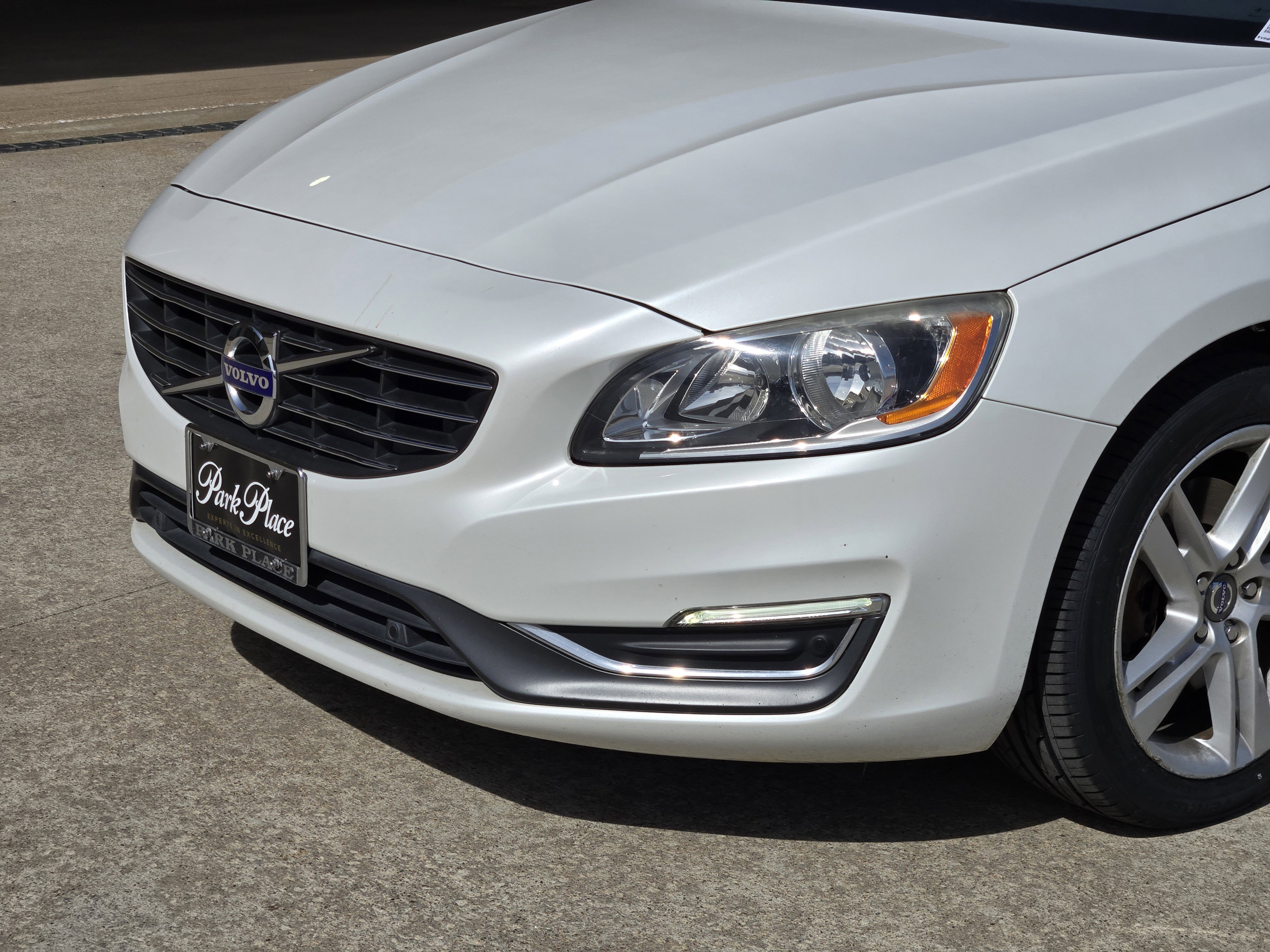 Used 2015 Volvo S60 T5 Premier Plus image 12
