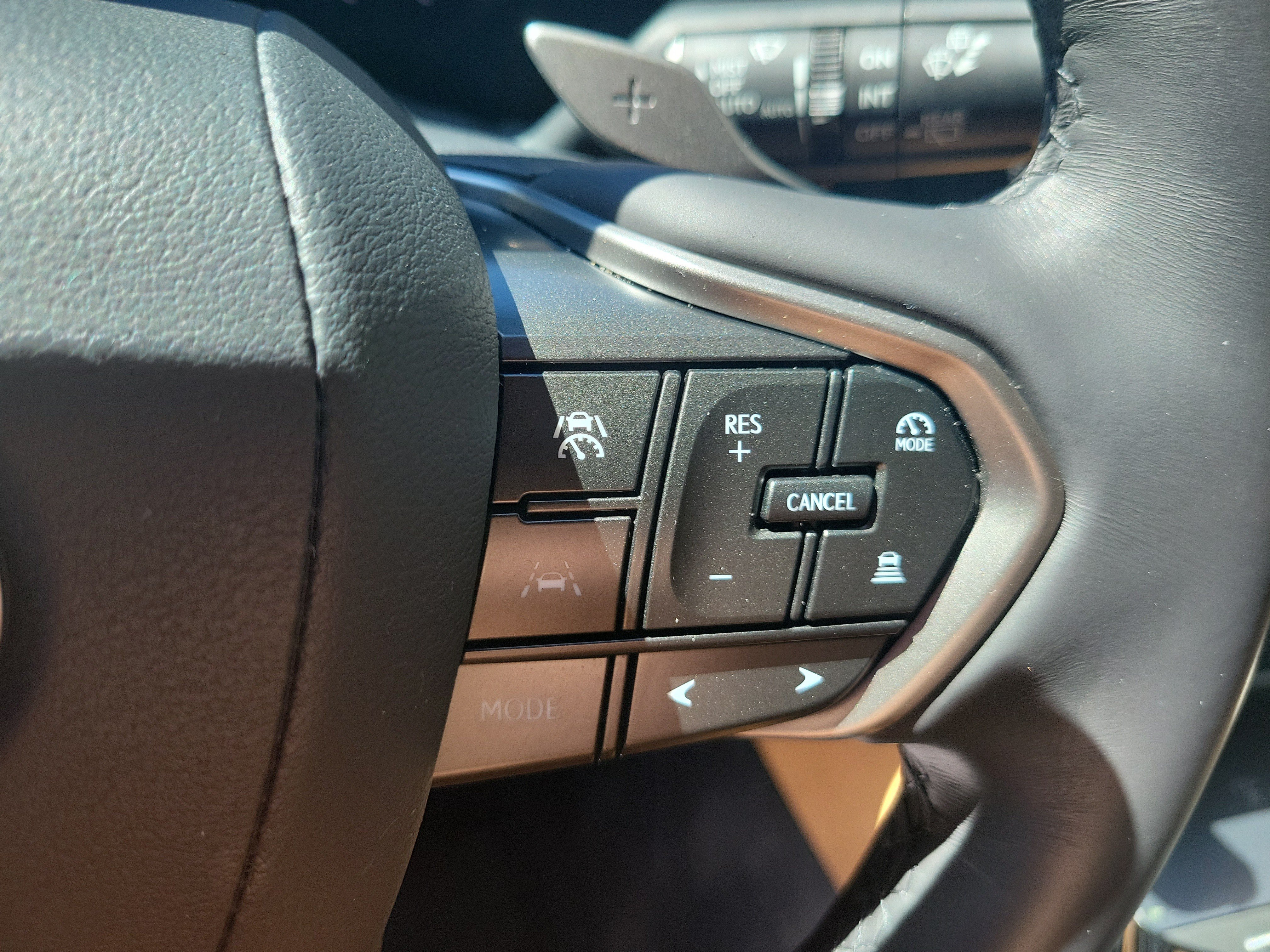 Used 2025 Lexus NX 250 FWD w/ Accessory Package (K3) image 27