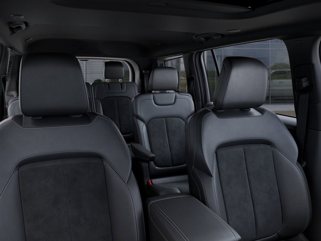New 2025 Jeep Grand Cherokee L Altitude AWD/4WD image 27