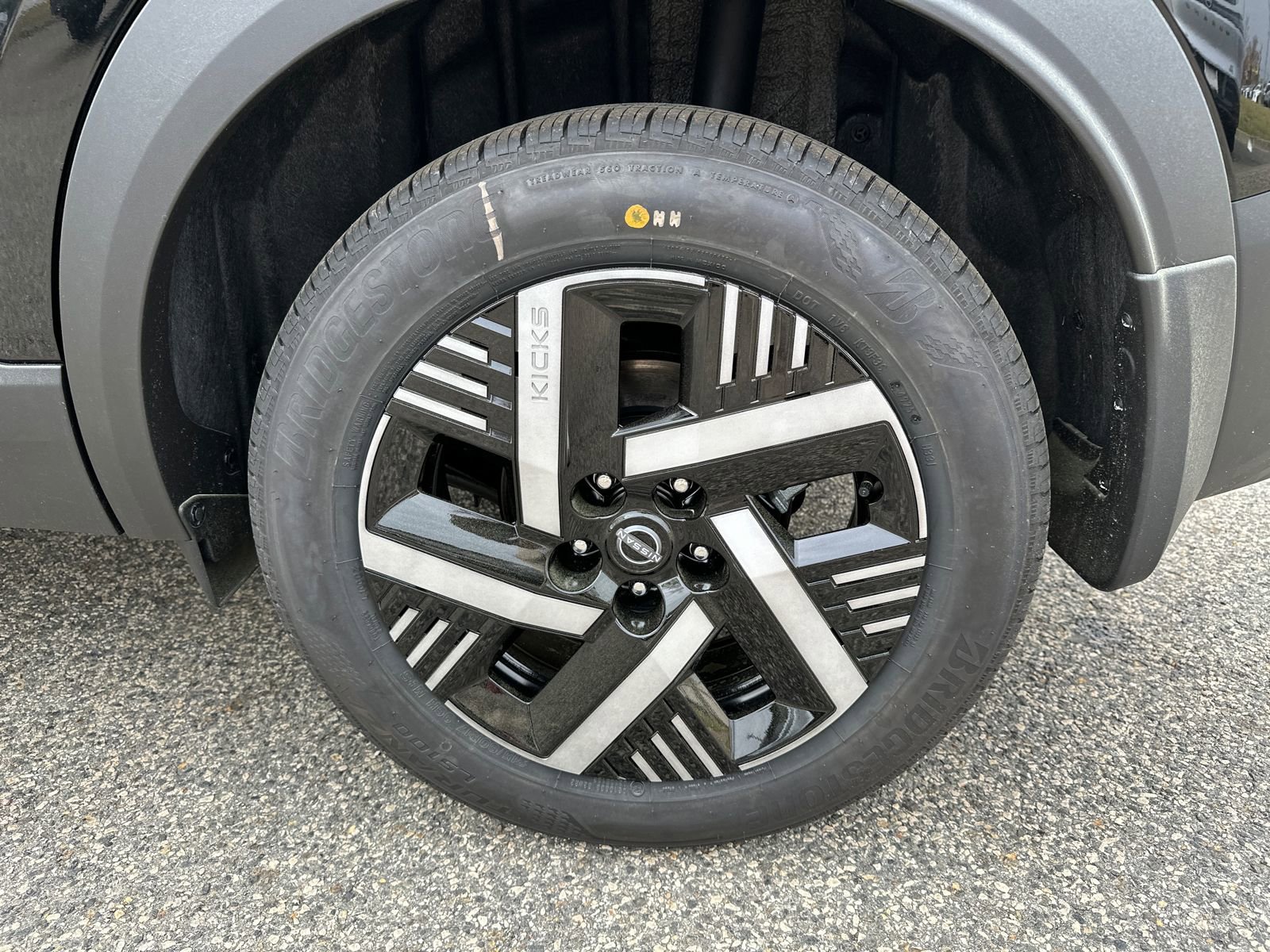 New 2026 Nissan Kicks SV w/ Cold Weather Package image 17