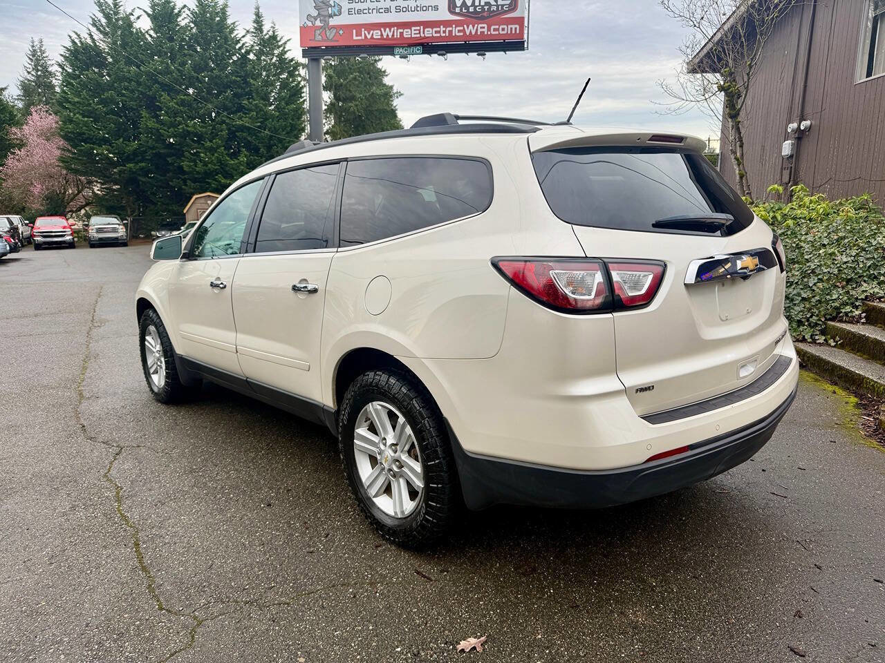 Used 2014 Chevrolet Traverse LT AWD/4WD image 4