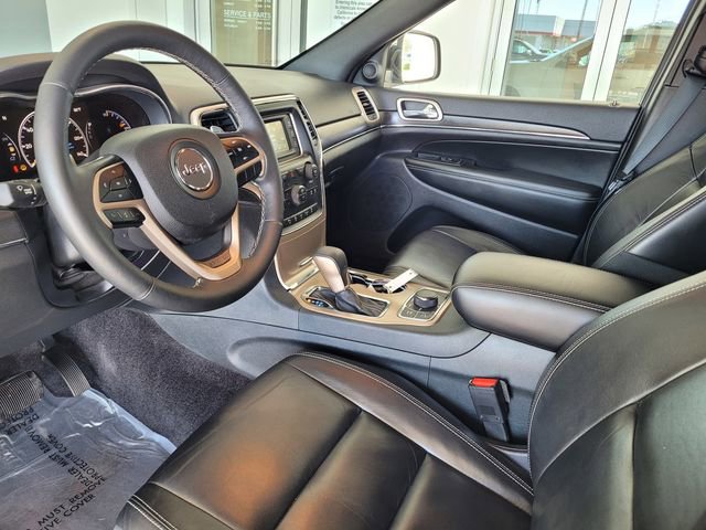 Used 2017 Jeep Grand Cherokee Limited image 11