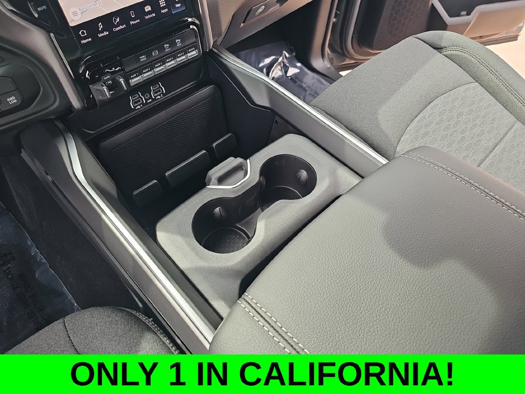 New 2027 RAM 3500 Big Horn AWD/4WD image 24