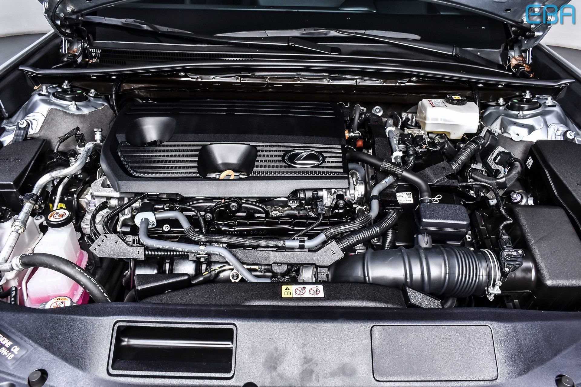 Used 2024 Lexus ES 300h F Sport w/ Accessory Package (Z2) FWD image 11