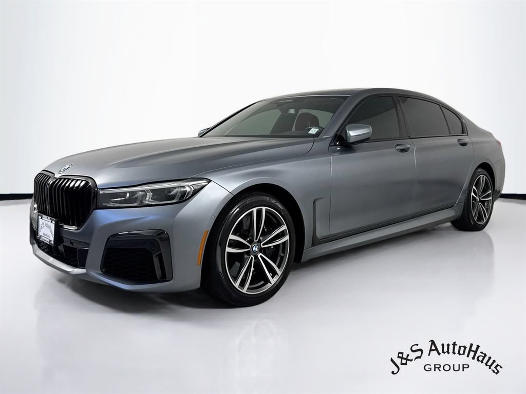 Used 2022 BMW 750i xDrive w/ Executive Package AWD/4WD image 3