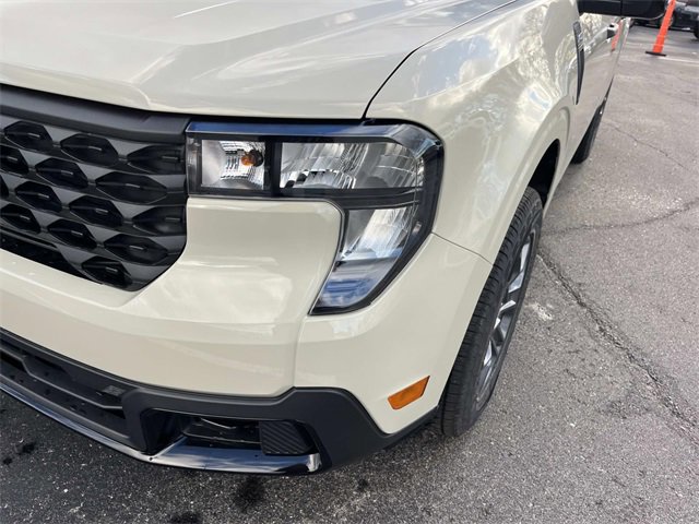 New 2025 Ford Maverick XLT w/ XLT Luxury Package image 9