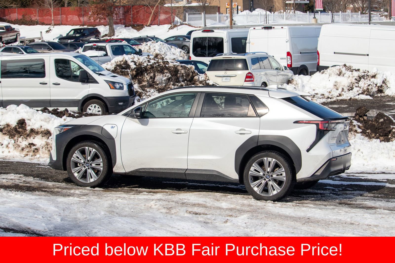 Used 2023 Subaru Solterra AWD image 5