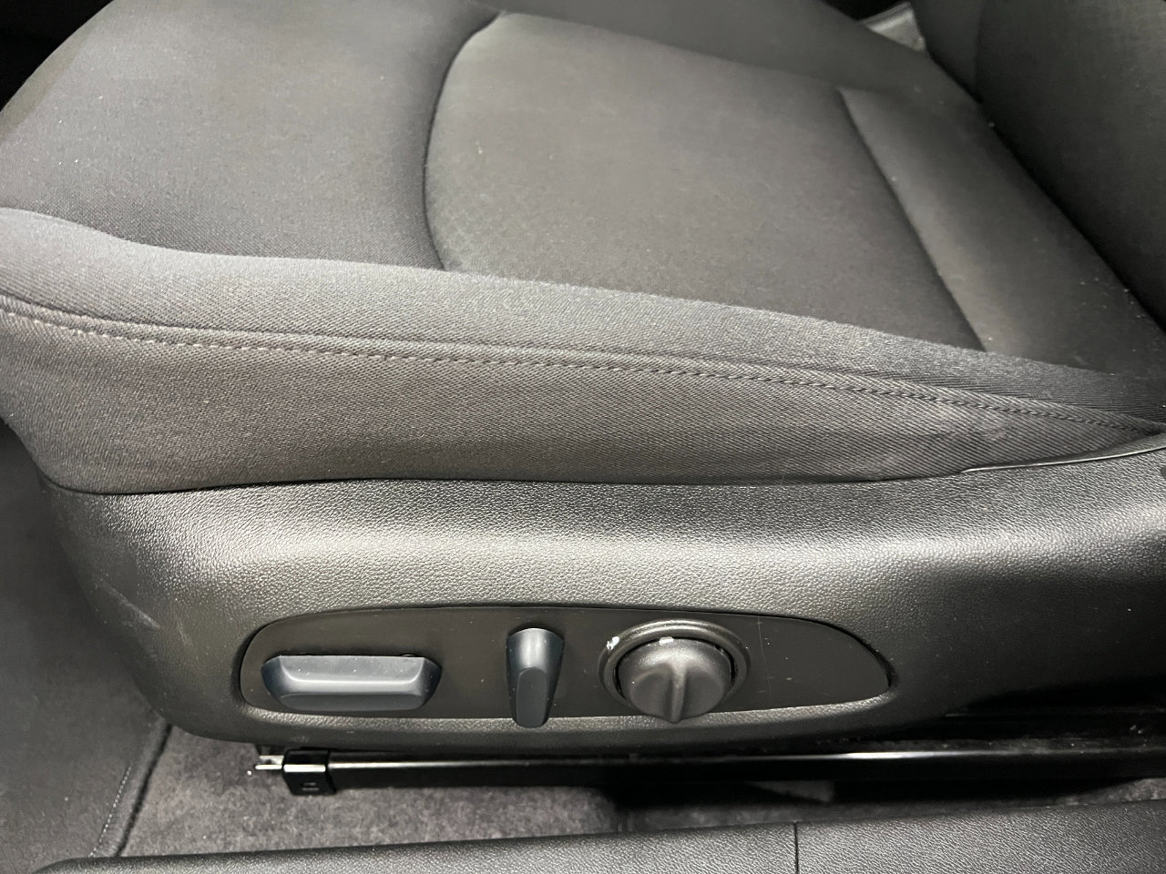 Used 2023 Chevrolet Malibu LT w/ Driver Confidence Package image 22