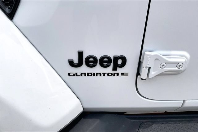 Used 2023 Jeep Gladiator Overland AWD/4WD image 21