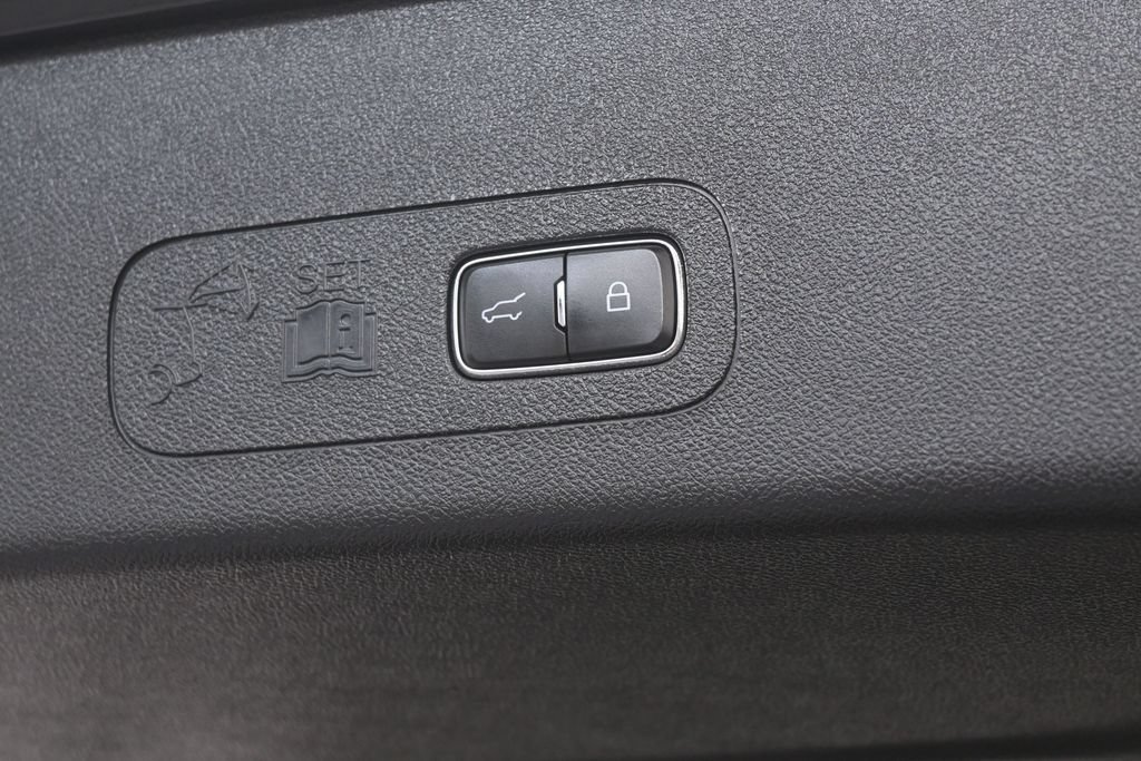 Used 2025 Lincoln Aviator 2WD image 33