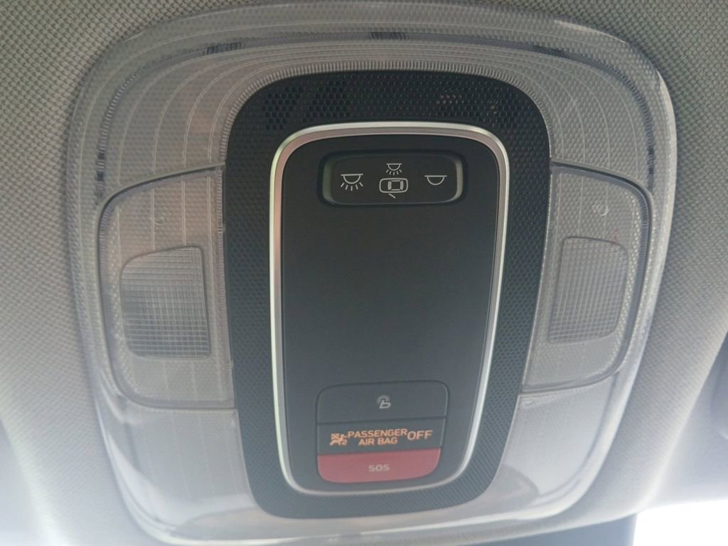 Used 2022 Hyundai Elantra Blue w/ Cargo Package image 29