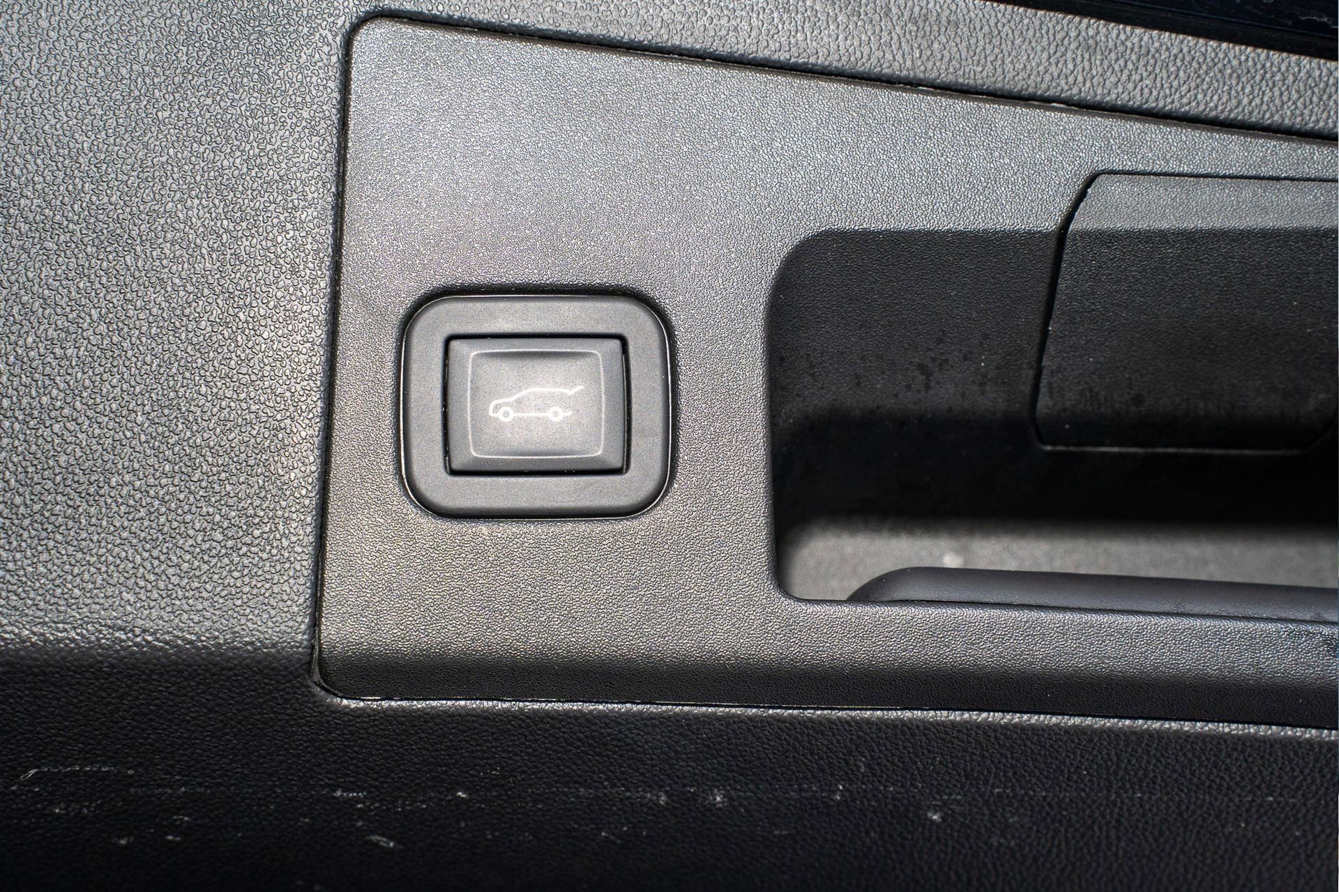 Used 2025 Cadillac XT5 Premium Luxury image 10