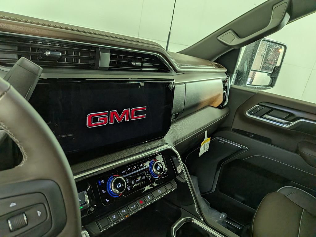 New 2026 GMC Sierra 2500 Denali w/ Denali Reserve Package AWD/4WD image 21
