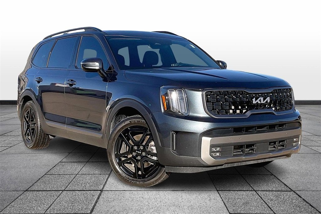 Used 2023 Kia Telluride SX X-Line image 2