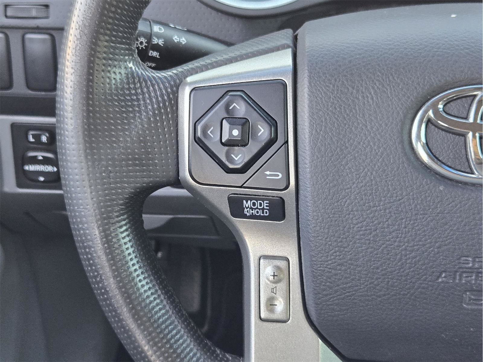 Used 2014 Toyota Tacoma PreRunner w/ SR5 Package RWD image 26