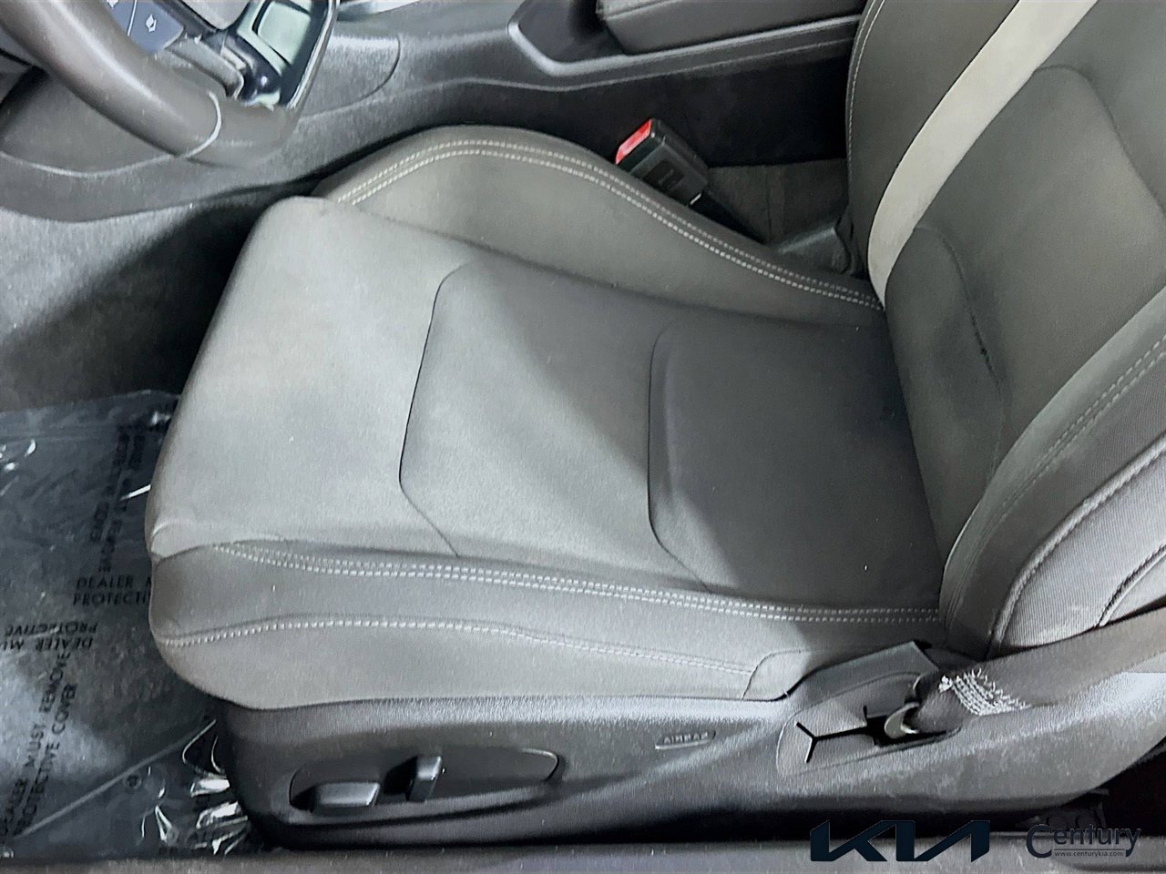 Used 2019 Chevrolet Camaro LT image 17