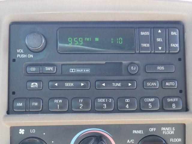 Used 2001 Ford F150 XLT AWD/4WD image 21