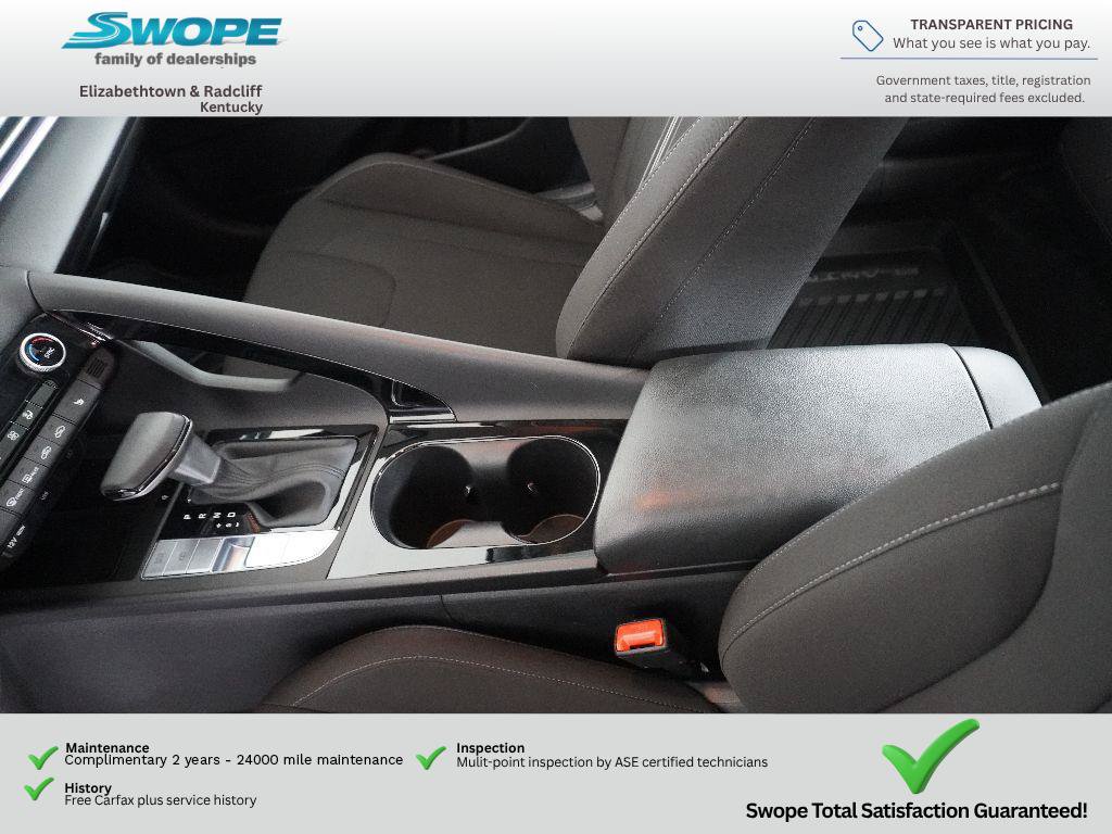 Used 2025 Hyundai Elantra SEL FWD image 25