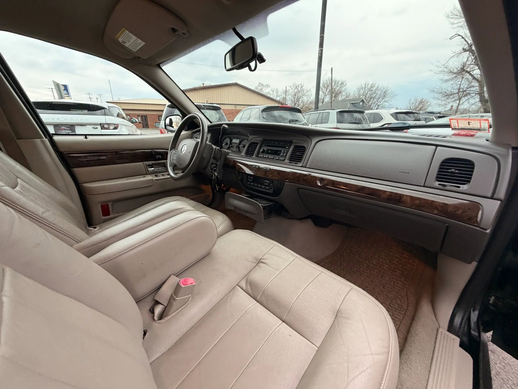 Used 2010 Mercury Grand Marquis LS RWD image 19