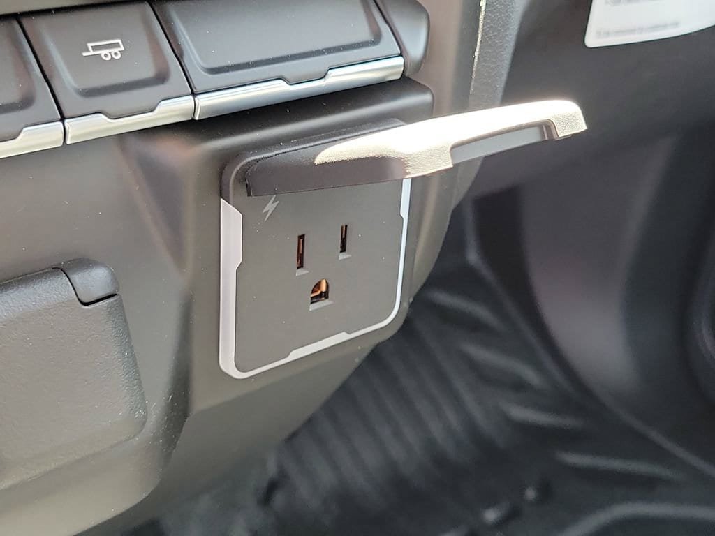 New 2026 Chevrolet Silverado 1500 W/T RWD image 9