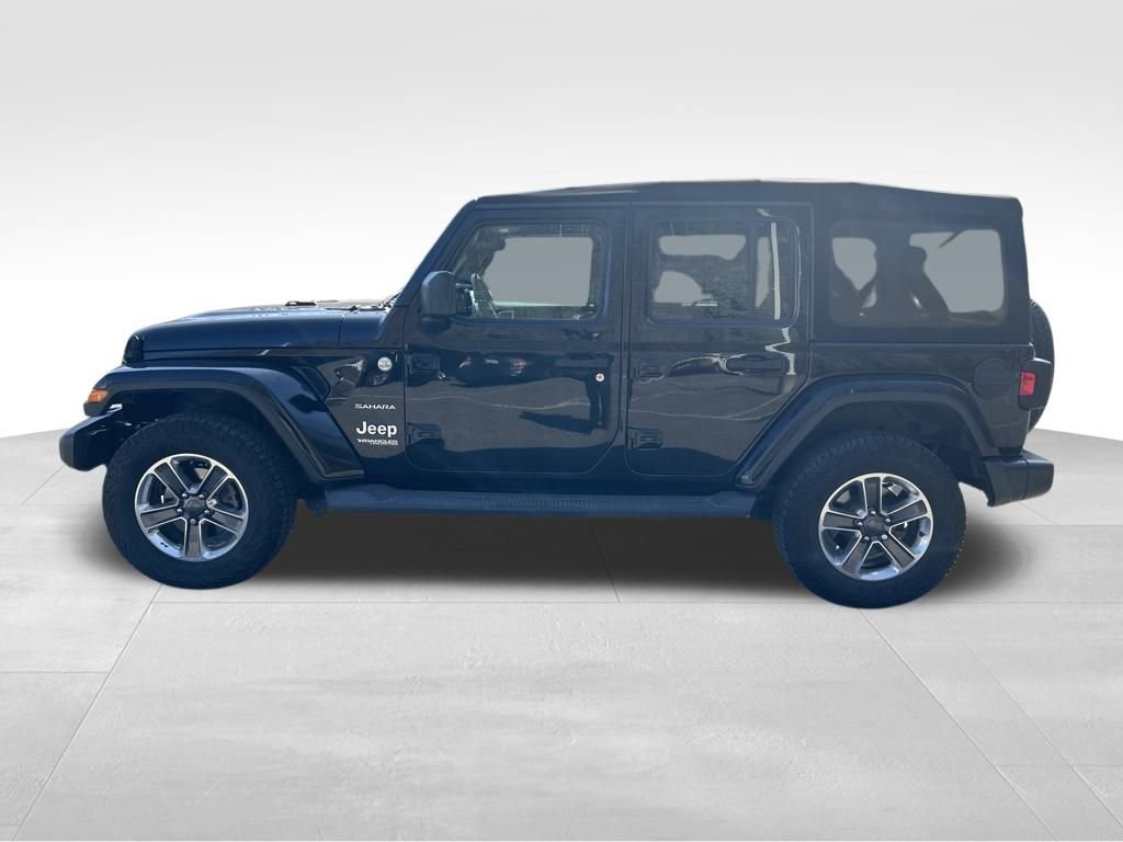 Used 2018 Jeep Wrangler Unlimited Sahara w/ Cold Weather Group image 2