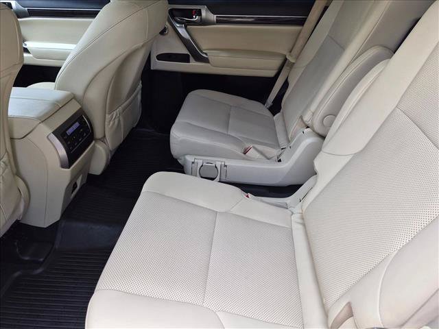 Used 2023 Lexus GX 460 Premium AWD/4WD image 18
