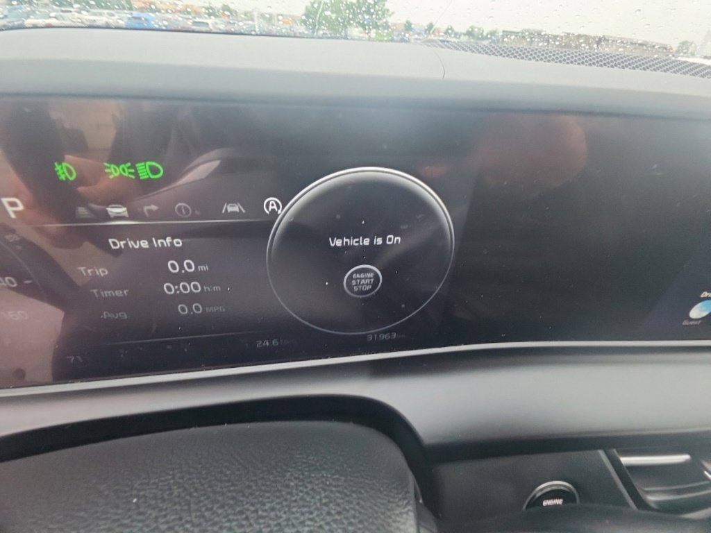 Used 2025 Kia Seltos EX w/ EX Sunroof Package FWD image 14