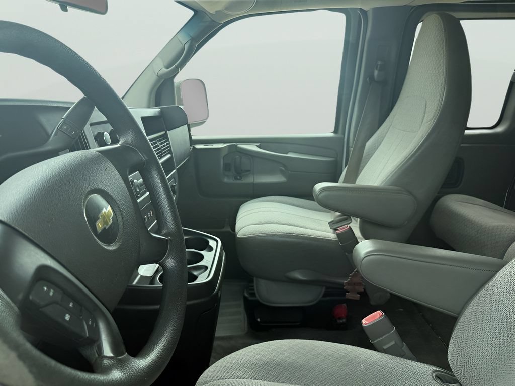 Used 2014 Chevrolet Express 2500 LT w/ LT Preferred Equipment Group RWD image 6