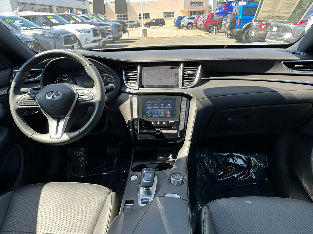 Used 2025 INFINITI QX55 Essential AWD/4WD image 19
