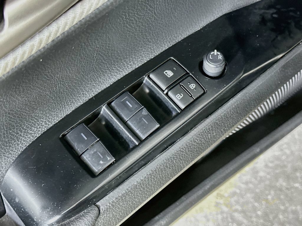 Used 2025 Toyota Camry SE w/ Multimedia Upgrade Package FWD image 20