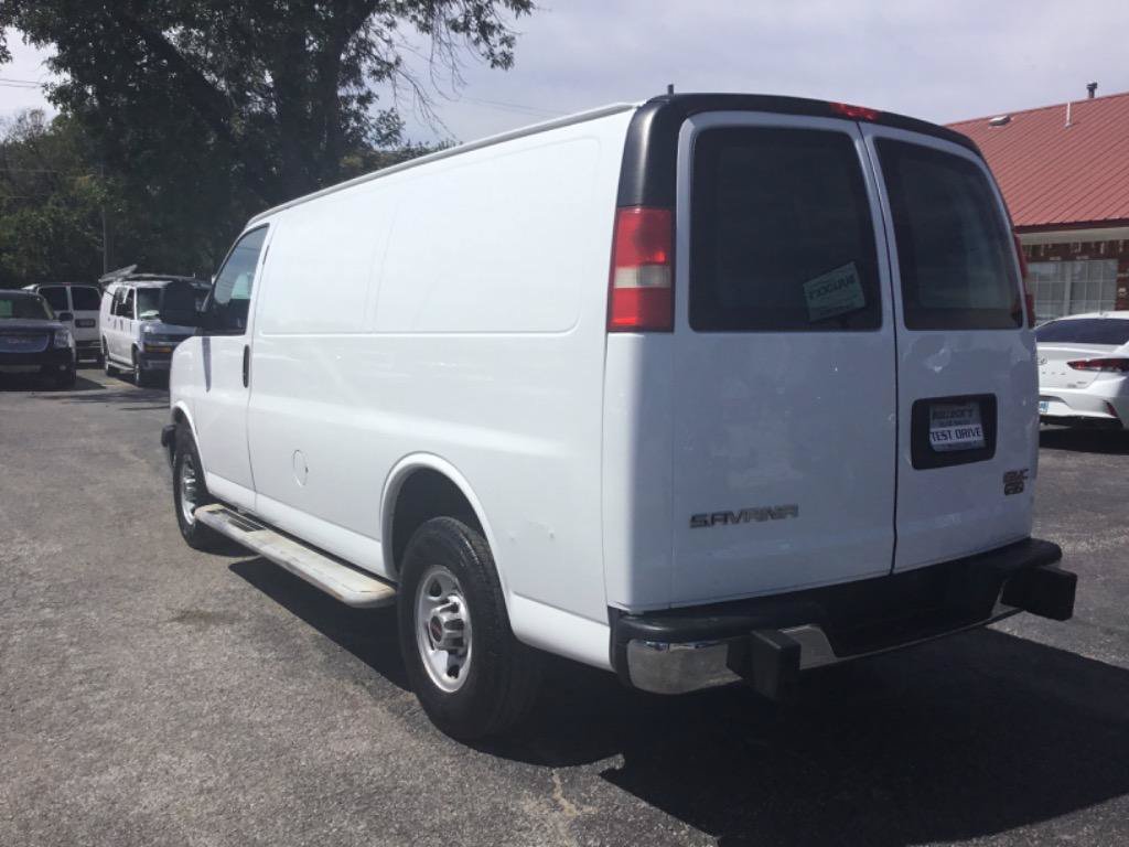 Used 2014 GMC Savana 2500 RWD image 3
