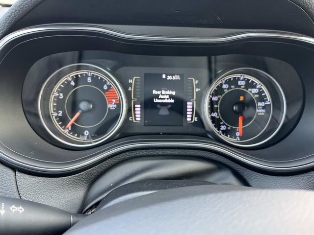 Used 2020 Jeep Cherokee Latitude Plus image 36