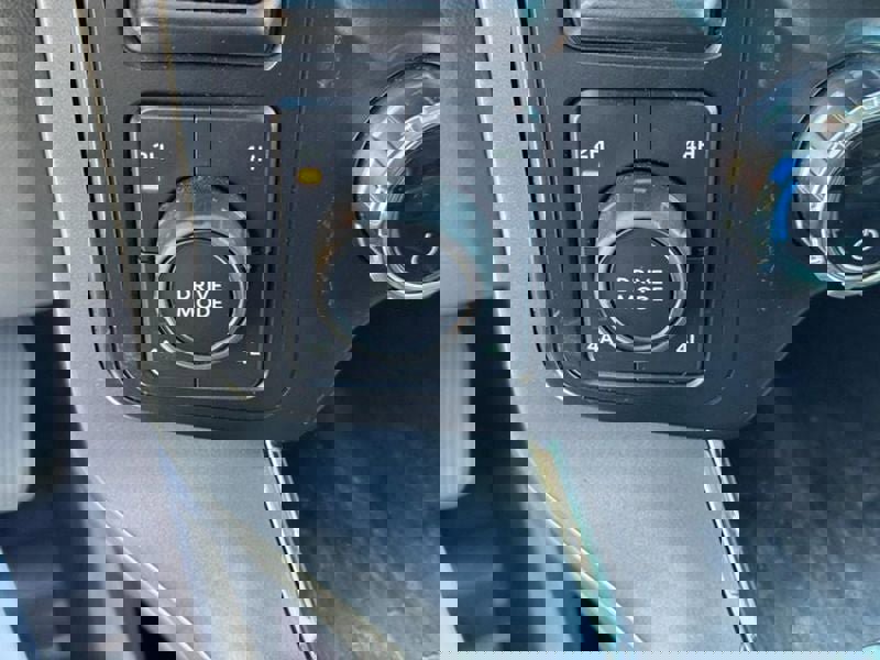 Used 2021 Ford F150 Lariat image 24