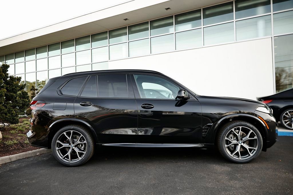 New 2026 BMW X5 xDrive40i w/ M Sport Package image 4