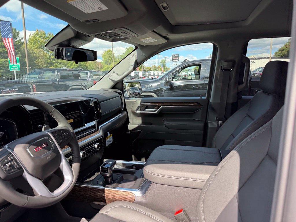 New 2026 GMC Sierra 1500 Elevation w/ Elevation Premium Package AWD/4WD image 17