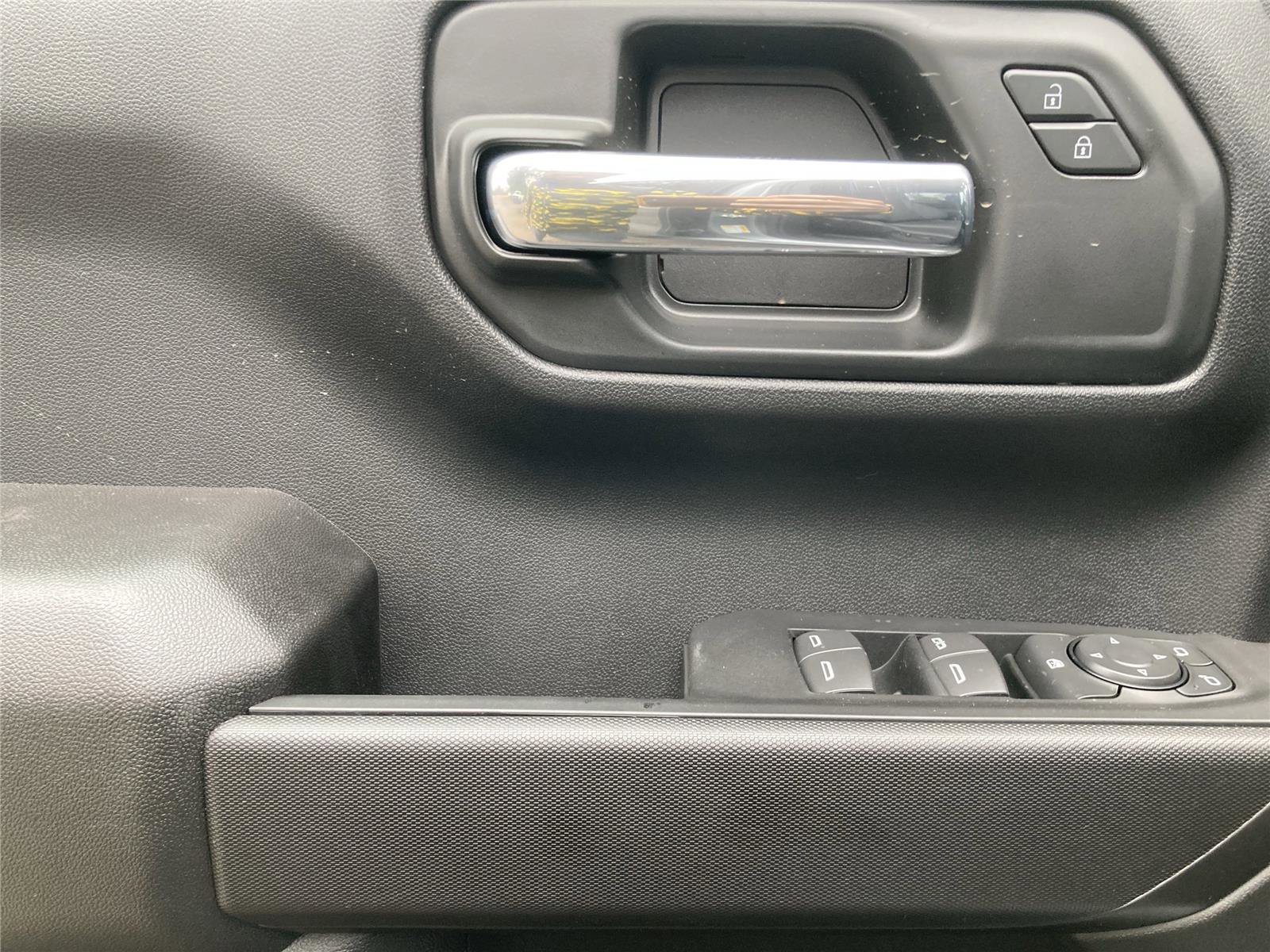 New 2026 Chevrolet Silverado 1500 Custom w/ Turbomax Blackout Package image 21