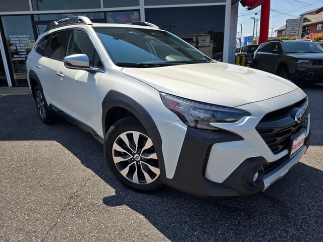 Used 2024 Subaru Outback Touring XT AWD/4WD image 2