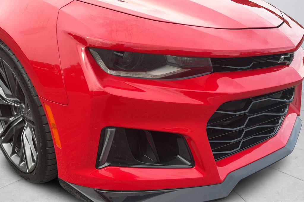 Used 2020 Chevrolet Camaro ZL1 RWD image 30