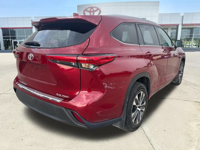 Used 2020 Toyota Highlander XLE w/ Protection Package #3 AWD/4WD image 5