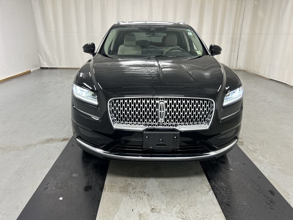 Used 2023 Lincoln Nautilus Reserve w/ Equipment Group 201A AWD/4WD image 3